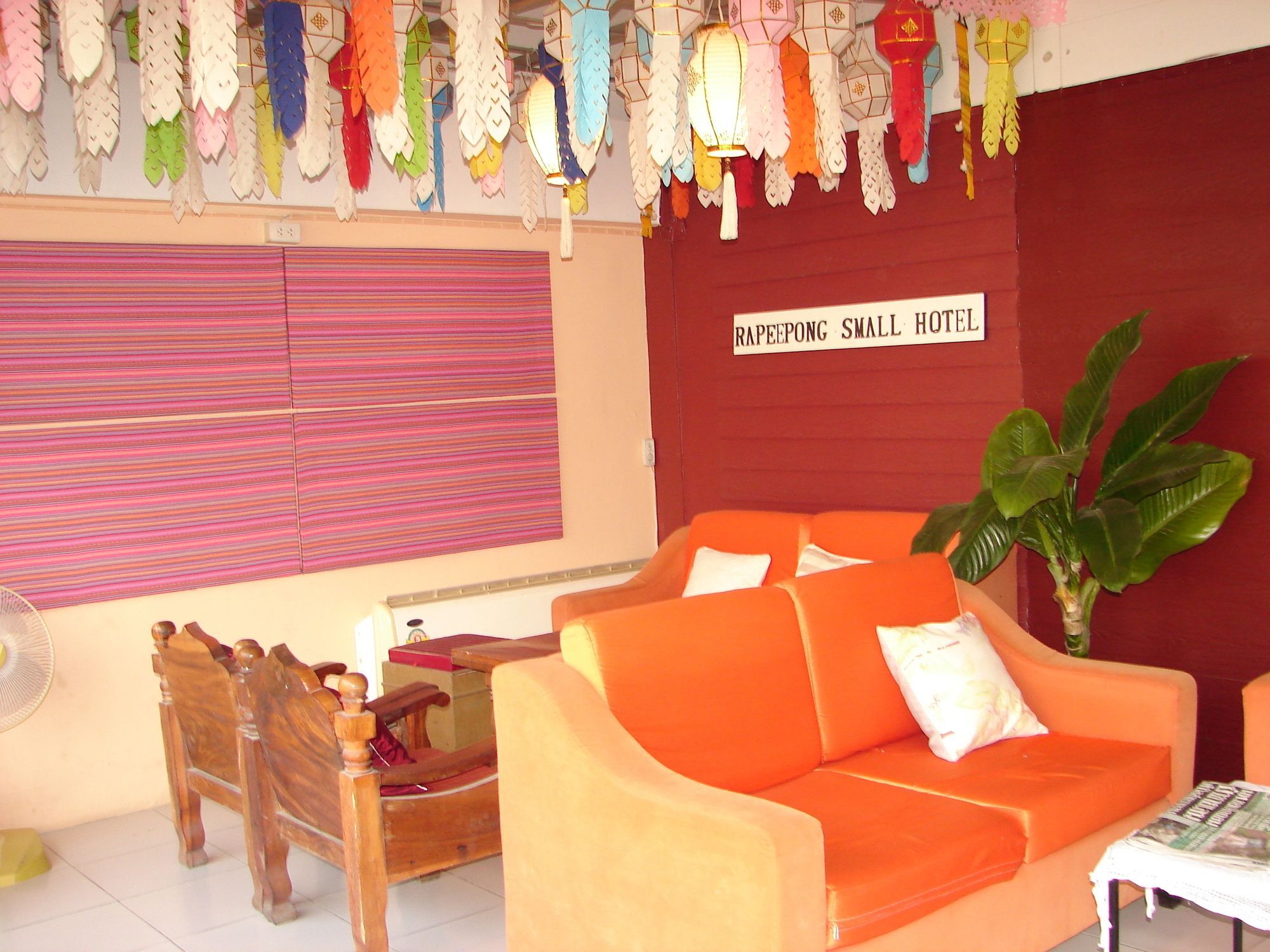 Rapeepong Hotel Nan Esterno foto