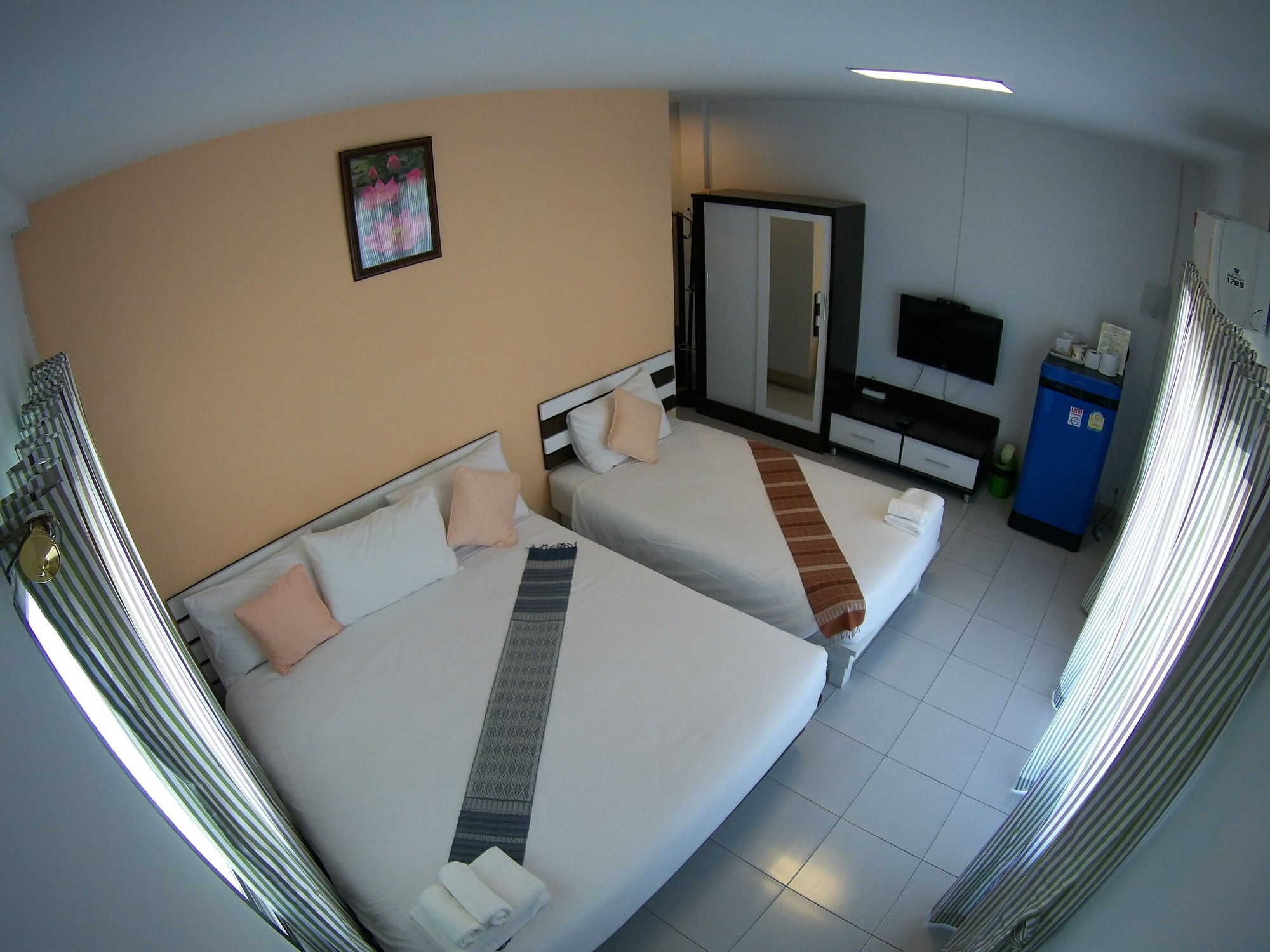 Rapeepong Hotel Nan Esterno foto
